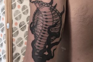 tatuto-cobra-serpent-tatoueur-bordeaux