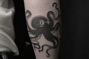 tatuto-tatoueur-bordeaux-bastide-pieuvre-octopus-tattoo-1