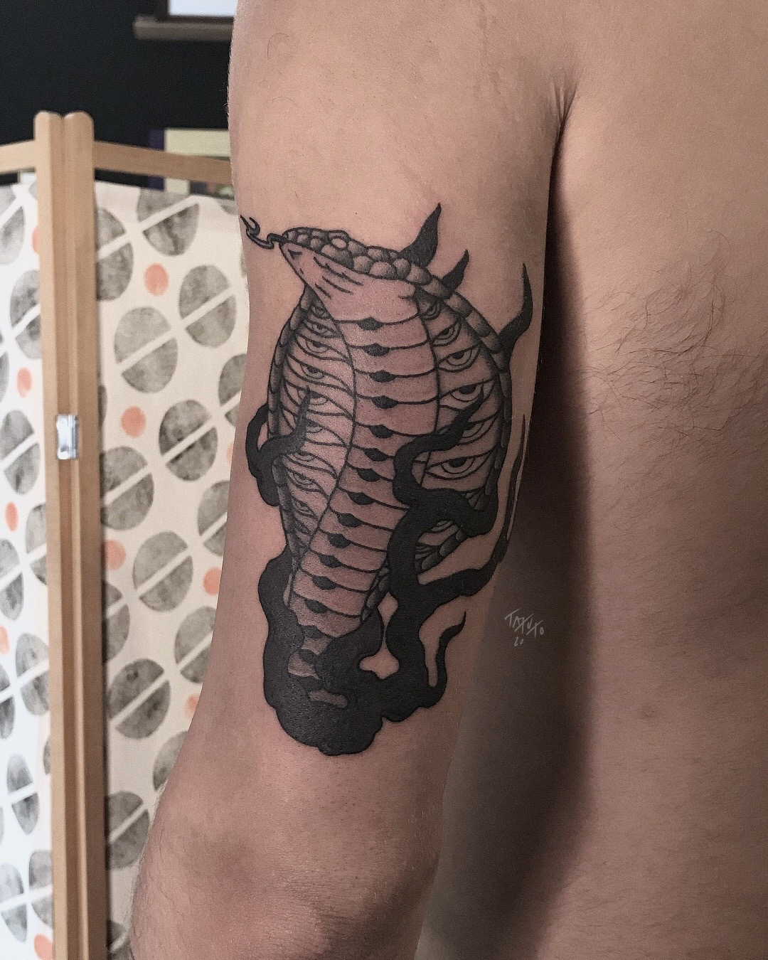 tatuto-cobra-serpent-tatoueur-bordeaux