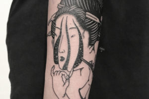 nico-tatuto-tatoueur-bordeaux-geisha-horror-surreal-gore-ukiyoe-japonais-dark-bordeaux-gironde-knive-space-1