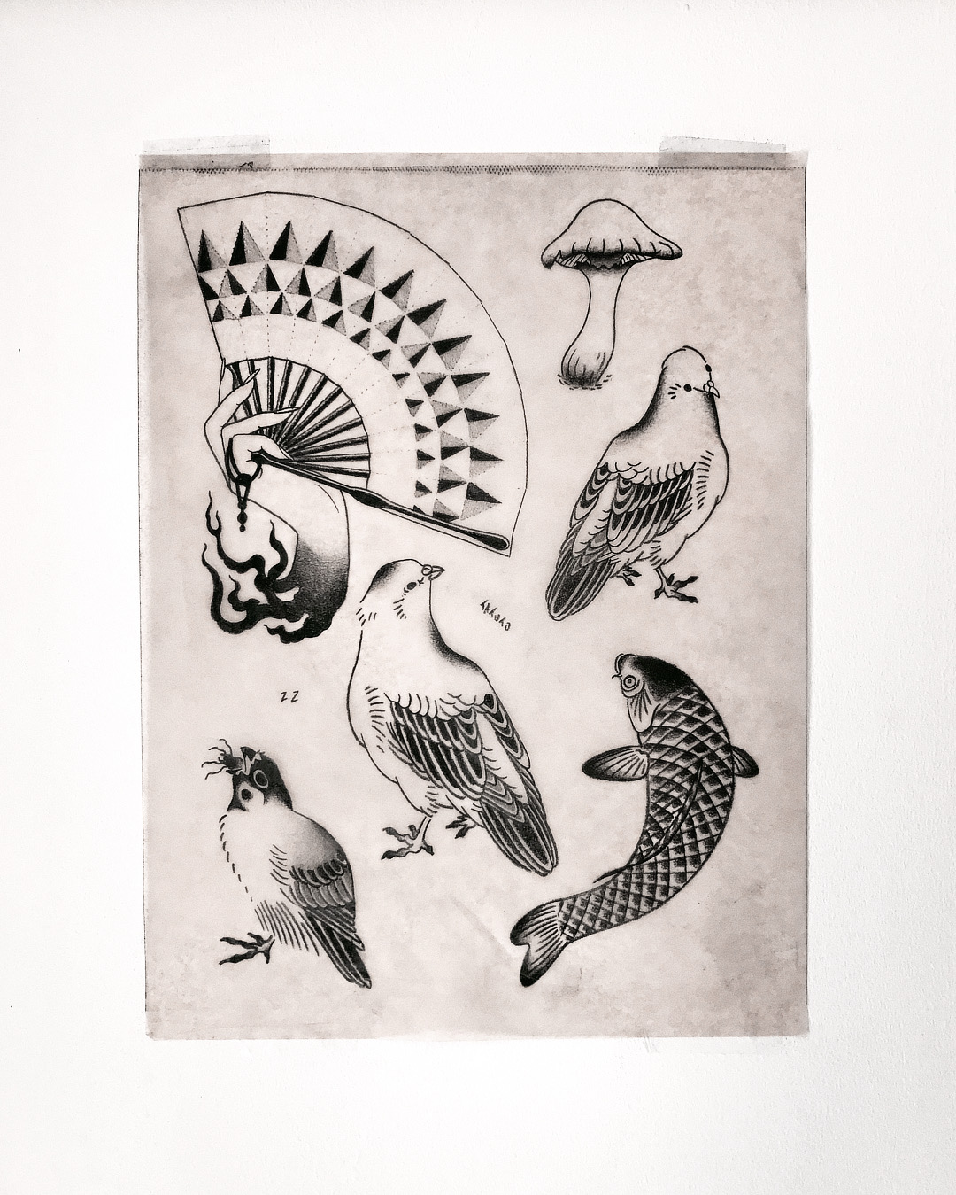 nico-tatuto-placard-tattoo-shop-flash-eventail-carpe-japonaise-pigeons-oiseaux-birds-champignon-estampe-ukiyoe-bordeaux-tatouage-gironde-sheet