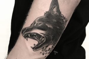 nico-tatuto-tatouage-chien-dog-placard-tattoo-shop-bordeaux-1