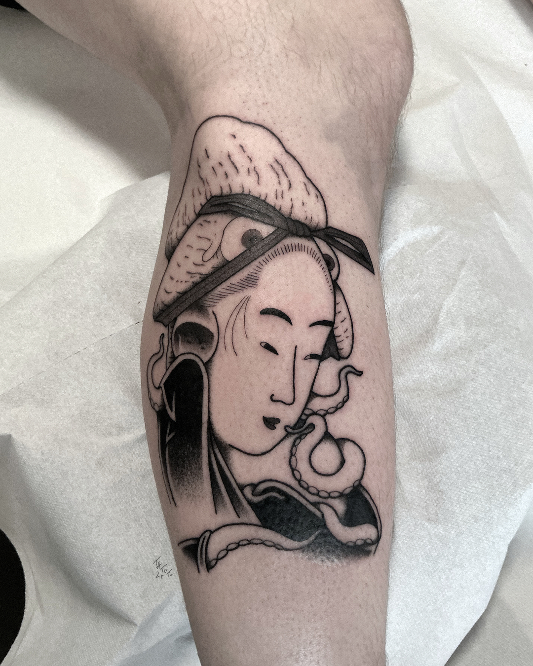 nico-tatuto-geisha-japonais-yokai-tatoueur-tatouage-tattoo-talence-bordeaux-blackwork-3
