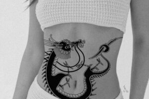 nico-tatuto-trillaud-tatoueur-talence-bordeaux-flash-tattoo-ventre-irezumi-dragon-chinois-japonais-2025
