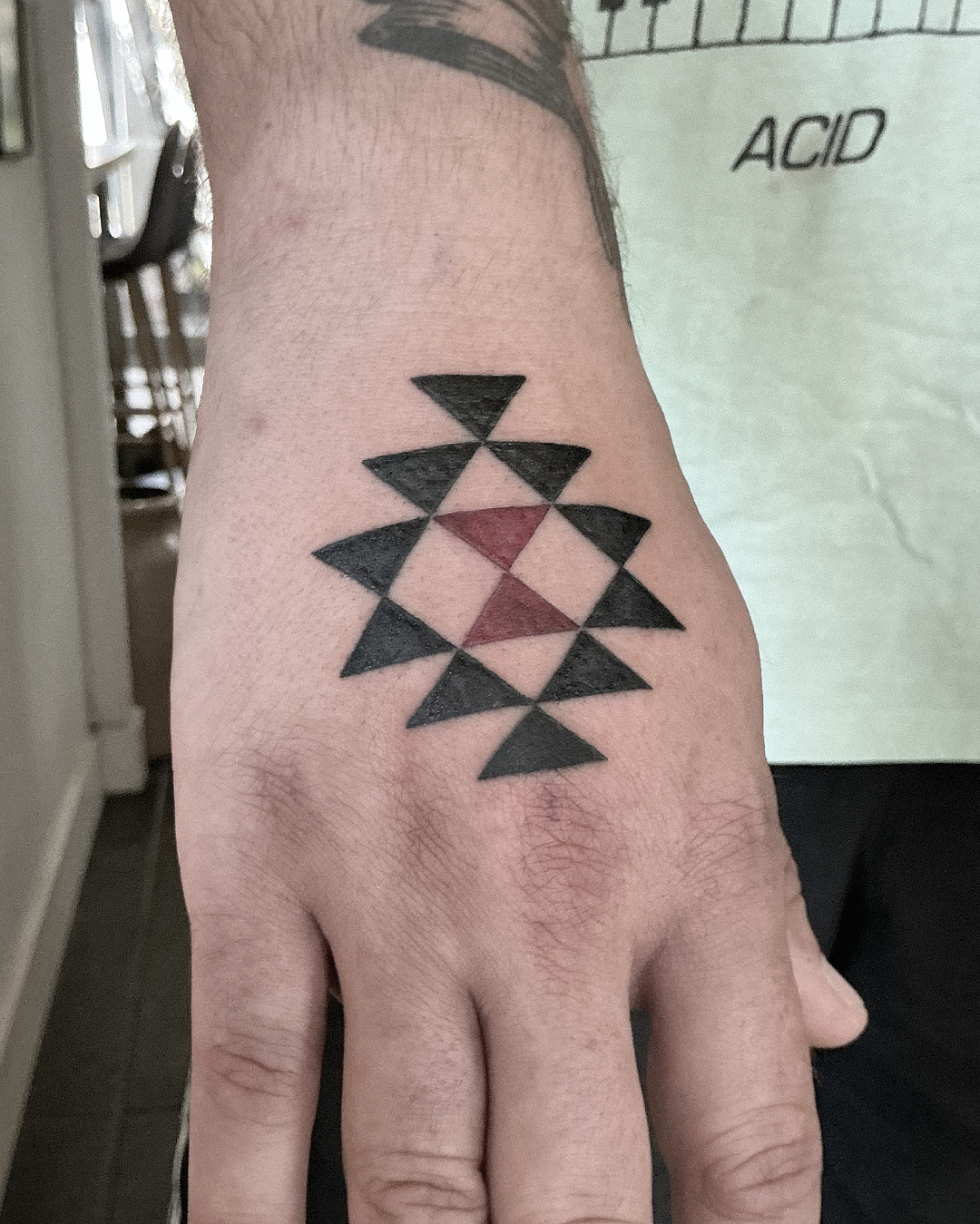 nico-tatuto-tatoueur-bordeaux-talence-maori-polynesien-whetu-etoile-motif-amerindien-traditionnel-oldschool-3