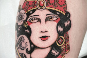 nico-tatuto-tatouage-traditonnel-oldschool-bordeaux-talence-gypsy-gipsy-lady-snake-2025