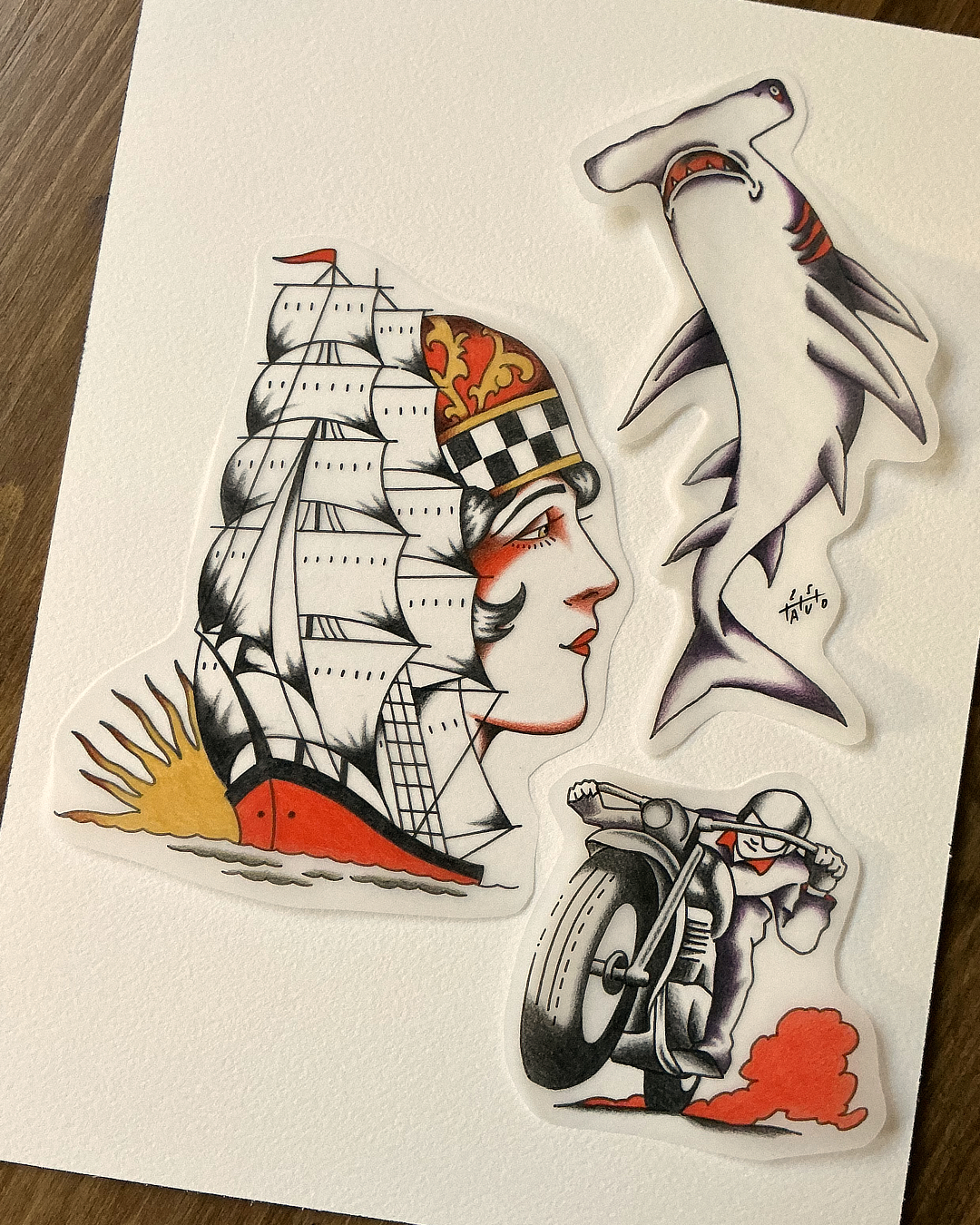 nico-tatuto-tatoueur-bordeaux-oldschool-trad-talence-tattoo-flash-requin-moto-sailing-ship